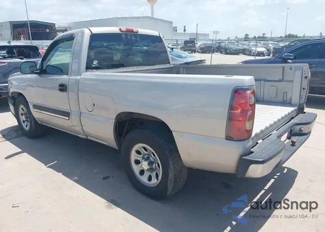 2005 Chevrolet Silverado 1500 z USA, uszkodzony, nr VIN 1GCEC14X25Z114160